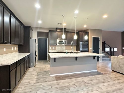 5955 Wellington Peak Rd, Las Vegas, NV, 89148-1498 | Card Image