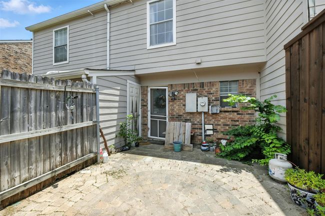 15 Abbey Rd, Townhouse with 2 bedrooms, 2 bathrooms and null parking in Euless TX | Image 22