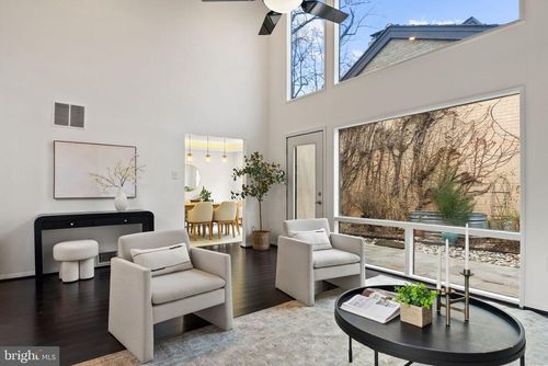 6305 Contention Ct, BETHESDA, MD, 20817-3338 | Card Image