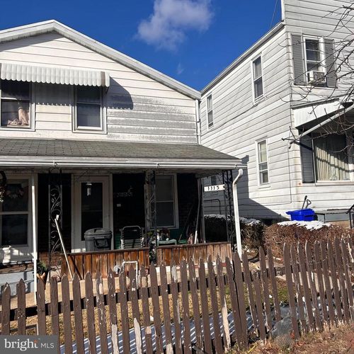 1113 Elm St, READING, PA, 19604-2925 | Card Image