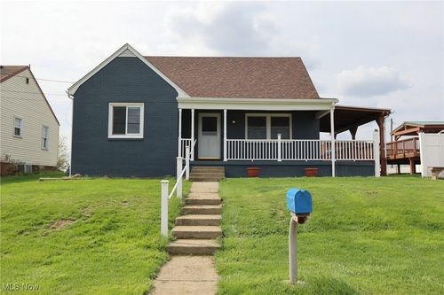 134 Owings St, Weirton, WV, 26062-2373 | Card Image