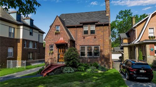 776 Mckinley Pkwy, Buffalo, NY, 14220-1540 | Card Image