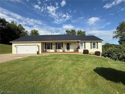 2741 Tabor Ridge Rd Ne, Mineral City, OH, 44656-9316 | Card Image