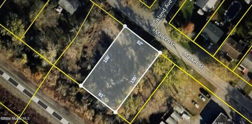 16 Market St, Scotia, NY, 12302-3006 | Card Image