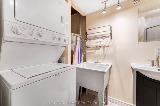 115 Royalton Pvt, House attached with 3 bedrooms, 2 bathrooms and 1 parking in Ottawa ON | Image 25