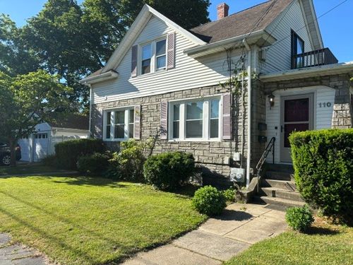 110 Laurens St, Cranston, RI, 02910-3523 | Card Image