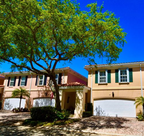 67 Tall Oaks Cir, Tequesta, FL, 33469-2713 | Card Image