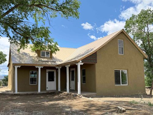 427 Herdner Rd, Taos, NM, 87571-5239 | Card Image