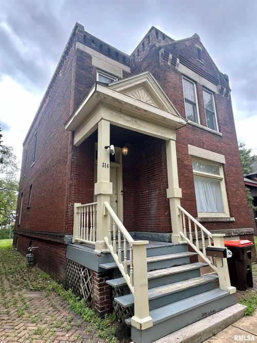 514 Ne Madison Ave, Peoria, IL, 61603-3831 | Card Image