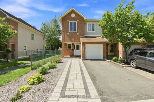 5981 Pineglade Cres, Orléans, ON, K1W1G7 | Card Image