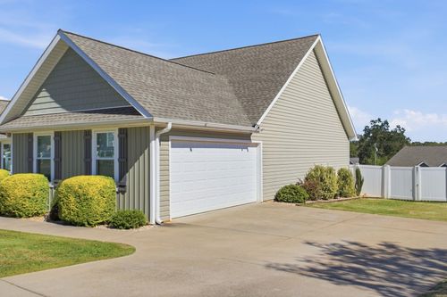 484 Carriage Gate Dr, Wellford, SC, 29385-9387 | Card Image