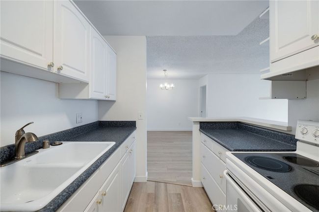 306 - 3602 W Estates Ln, Condo with 2 bedrooms, 2 bathrooms and 2 parking in Rolling Hills Estates CA | Image 17