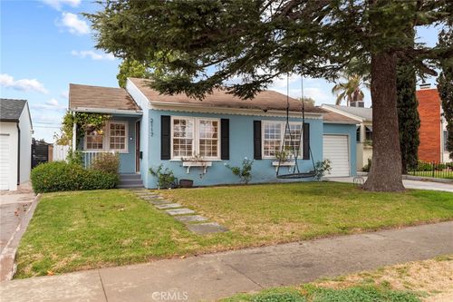 2117 N Screenland Dr, Burbank, CA, 91505-1446 | Card Image