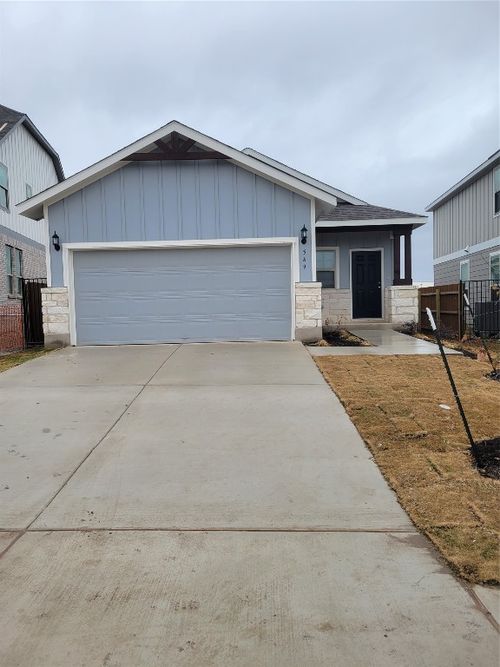 549 Pickrell Loop, Liberty Hill, TX, 78642-2537 | Card Image