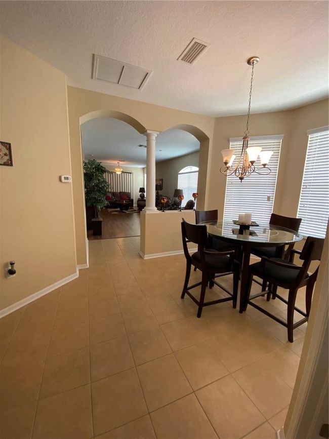 11439 Cambray Creek Loop, House other with 3 bedrooms, 2 bathrooms and null parking in RIVERVIEW FL | Image 6