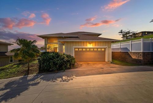 7 Luna Kia Pl, Wailuku, HI, 96793-3519 | Card Image