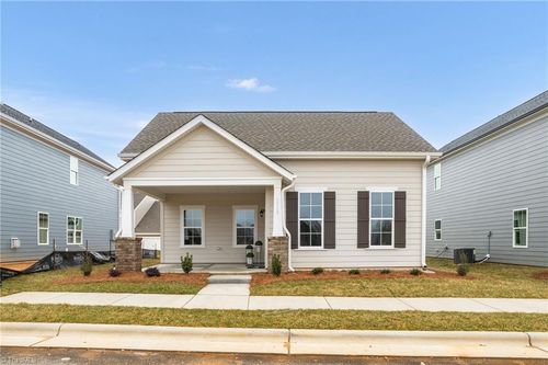1716 Creekline Dr, Kernersville, NC, 27284-4215 | Card Image