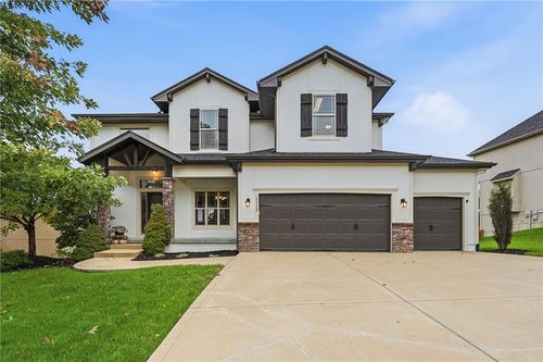 1115 Metfield Ln, Raymore, MO, 64083-7871 | Card Image