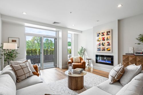 309-267 Us Route 1, Falmouth, ME, 04105 | Card Image