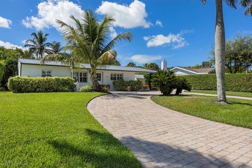 1236 13th Ave N, NAPLES, FL, 34102-5242 | Card Image