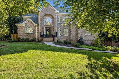 9431 Highwood Hill Rd, Brentwood, TN, 37027-8664 | Card Image