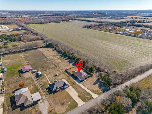 303 County Road 2748, Caddo Mills, TX, 75135-5700 | Card Image