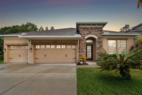 27806 Autumn Breeze Cir, WESLEY CHAPEL, FL, 33544-7840 | Card Image