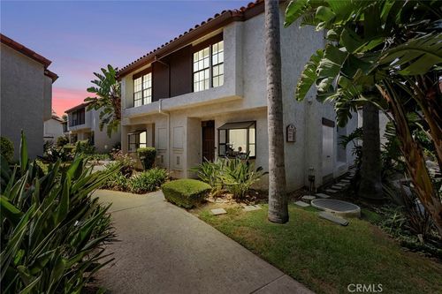 392 Hawaii Way, Placentia, CA, 92870 | Card Image