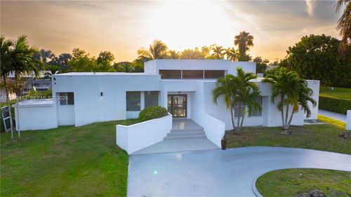 290 Nw 125th Ave, Miami, FL, 33182-1250 | Card Image