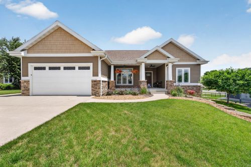 280 Drumlin Cir, Oregon, WI, 53575-3952 | Card Image