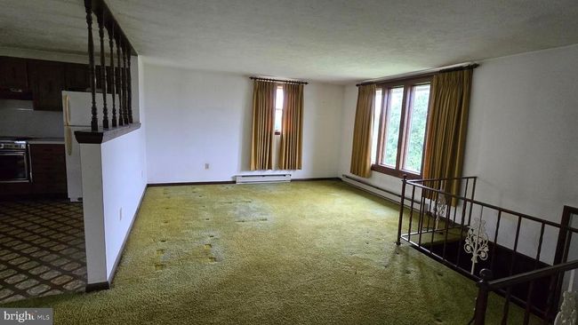 1373 Martin Rd, House other with 3 bedrooms, 2 bathrooms and null parking in SPRING GROVE PA | Image 14