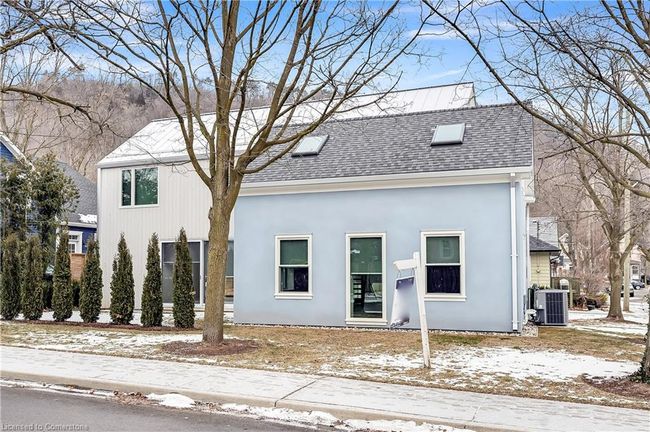 315 Park St W, House other with 5 bedrooms, 3 bathrooms and 2 parking in Dundas ON | Image 35