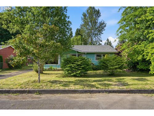 8703 Ne Sacramento St, Portland, OR, 97220 | Card Image
