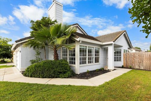 4391 Burgess Drive, Sacramento, CA, 95838 | Card Image