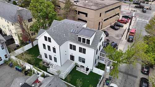 174 Walnut Street, Somerville, MA, 02145 | Card Image