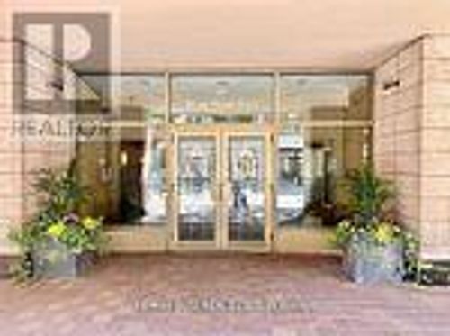 92 King St E, Toronto, ON, M5C2V8 | Card Image