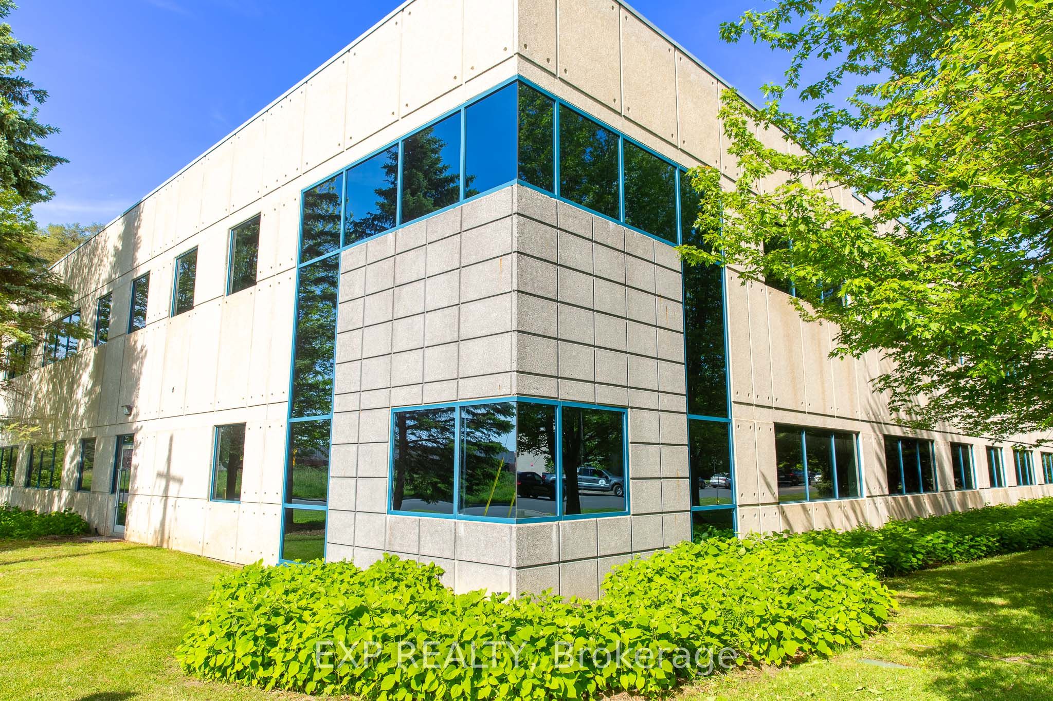 Commercial Lease in Country Place - Pineglen - Crestview and Area 5
