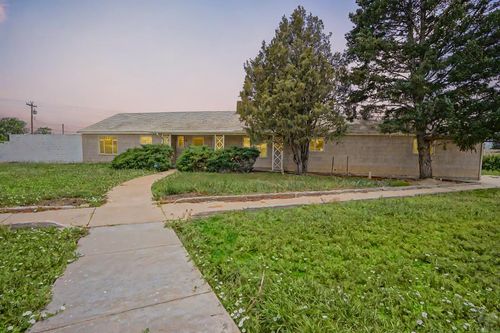 123 Indiana Ave, Walsenburg, CO, 81089-1529 | Card Image