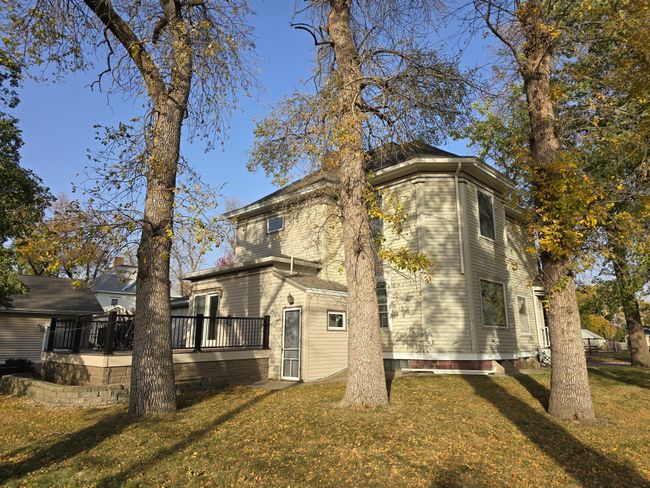 2 story - wood lap-door to basement | Image 45
