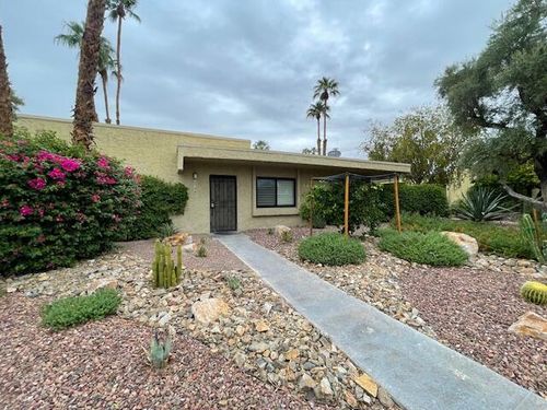 2348 Los Coyotes Dr, Palm Springs, CA, 92264-6001 | Card Image