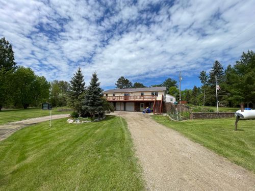 42897 County 2, Leonard, MN, 56652-4003 | Card Image