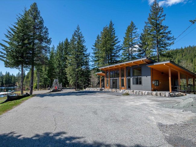 35 Garibaldi Drive, House other with 4 bedrooms, 3 bathrooms and 8 parking in Whistler BC | Image 34
