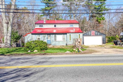 319 Main St, Plaistow, NH, 03865-3033 | Card Image