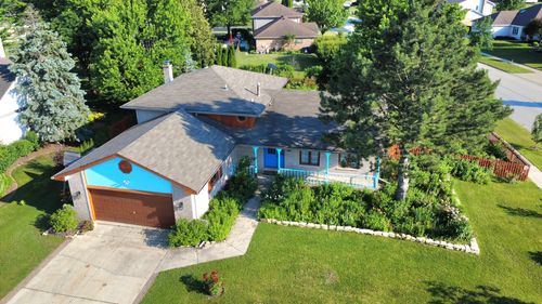 9931 Sussex Ct, Mokena, IL, 60448-7967 | Card Image