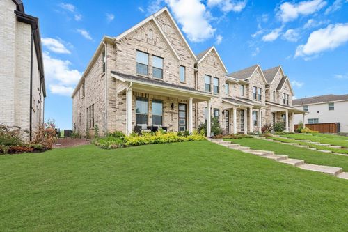 1013 Carnation Dr, Crowley, TX, 76036-4389 | Card Image