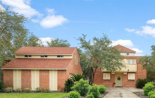 112 Forest Hls, Rockport, TX, 78382-6928 | Card Image