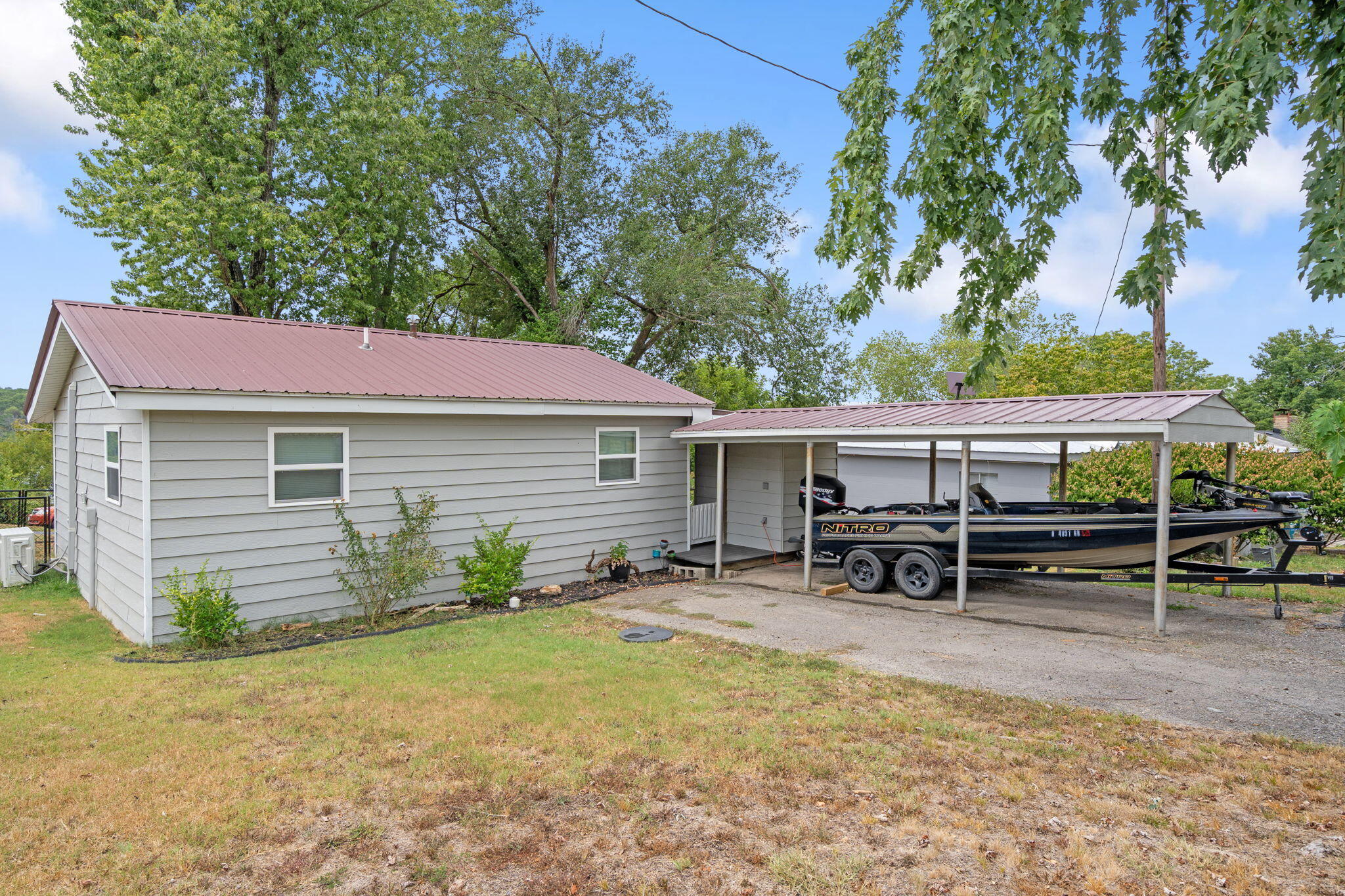 Residential in Cape Fair 2