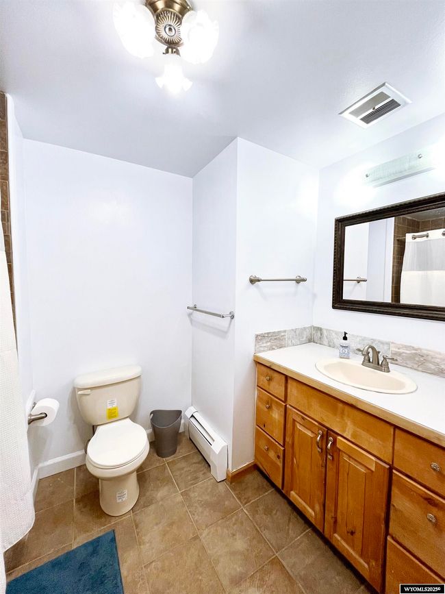 204 N 7 Th St, House other with 5 bedrooms, 2 bathrooms and null parking in Saratoga WY | Image 10