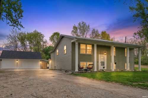 11946 N Us Highway 24 E, Roanoke, IN, 46783-9410 | Card Image