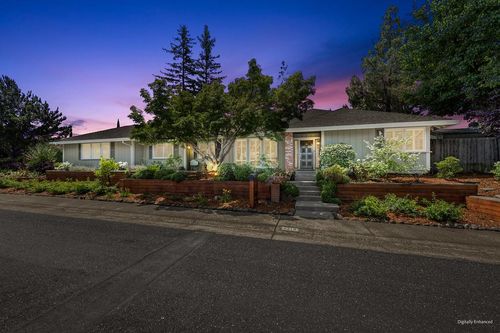 2218 Mclaren Dr, Roseville, CA, 95661-5027 | Card Image